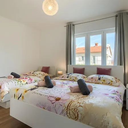 Esther Apartment Pula
