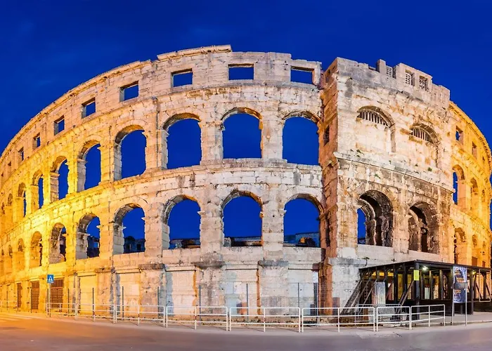 Διαμέρισμα Esther