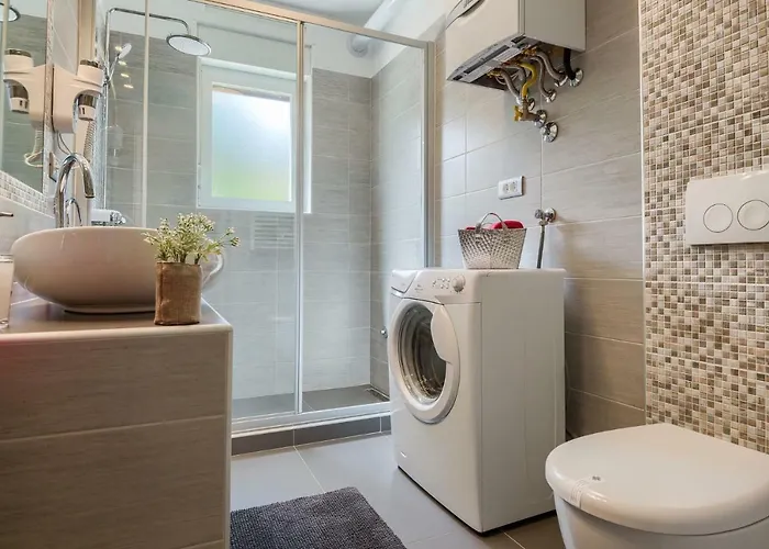 Esther Διαμέρισμα Πούλα